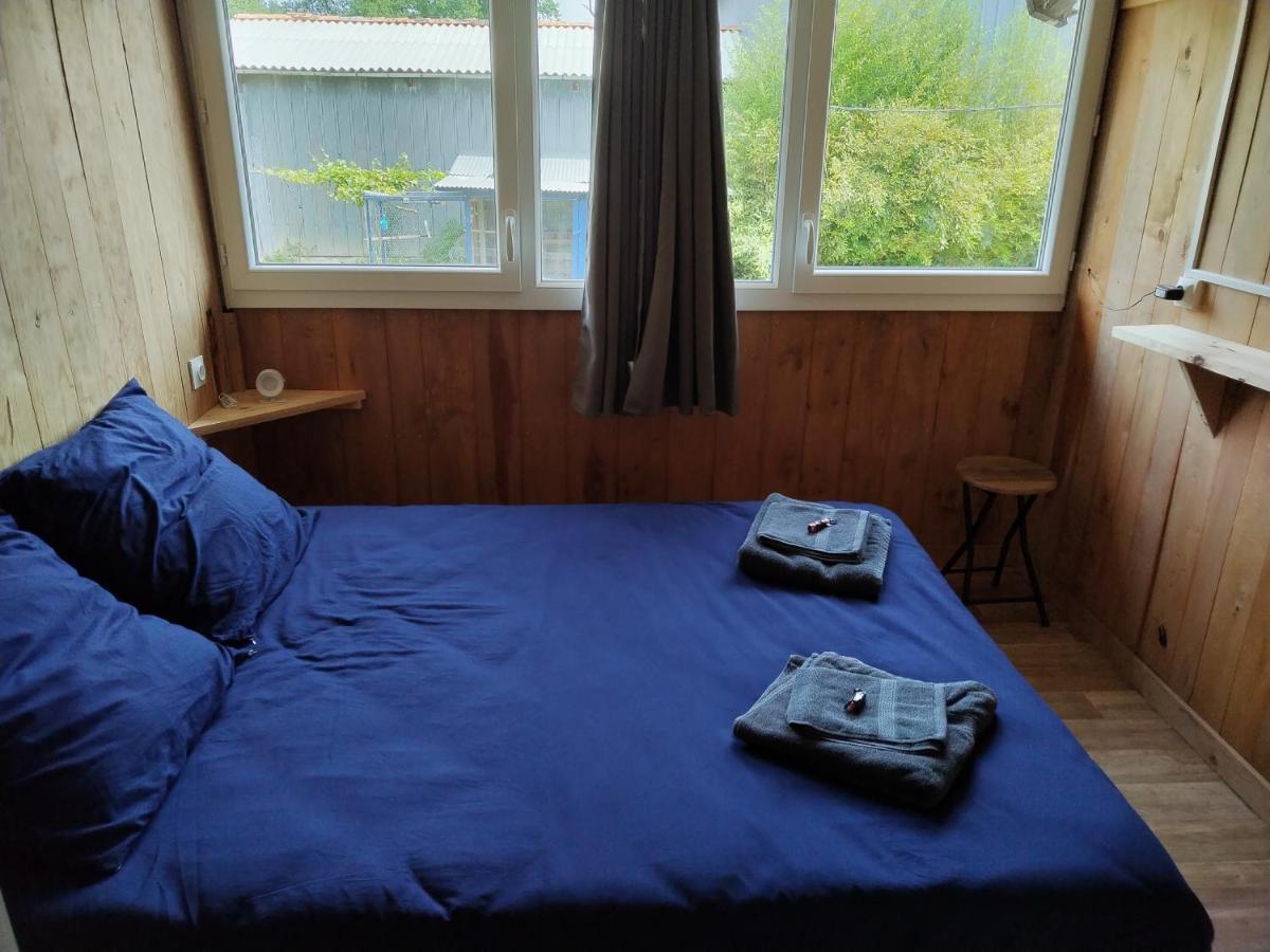 Chambre 2 A 4 Pers Gite Du Gardoir Boresse-et-Martron Exterior photo